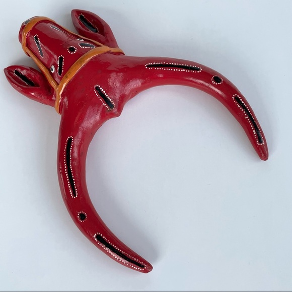 Ceramic Bull’s Head Wall Decor - Picture 10 of 17